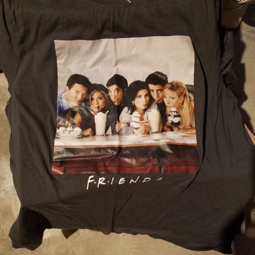Graphic tshirt Friends image